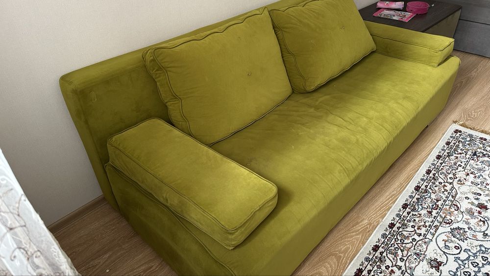 Срочно продам Диван