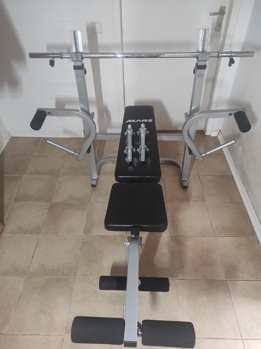 Лежанка Дъмбели Прав лост и тежести