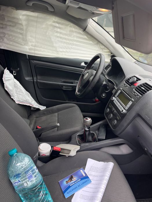 Jetta 1.6 benzina pt piese