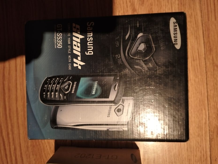 Самсунг s 5350 .