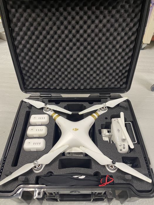 Vand drona dji phantom 3 profesional