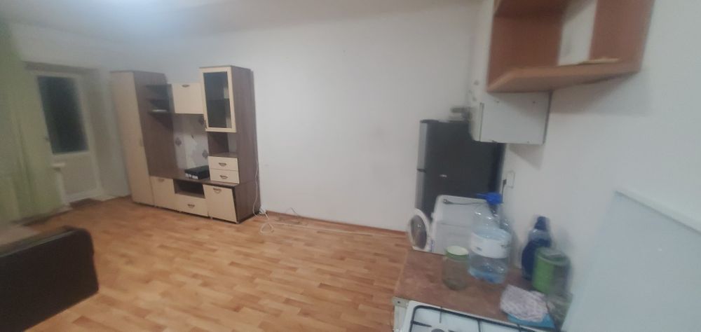 Сдам 2ух кмнт квартиру