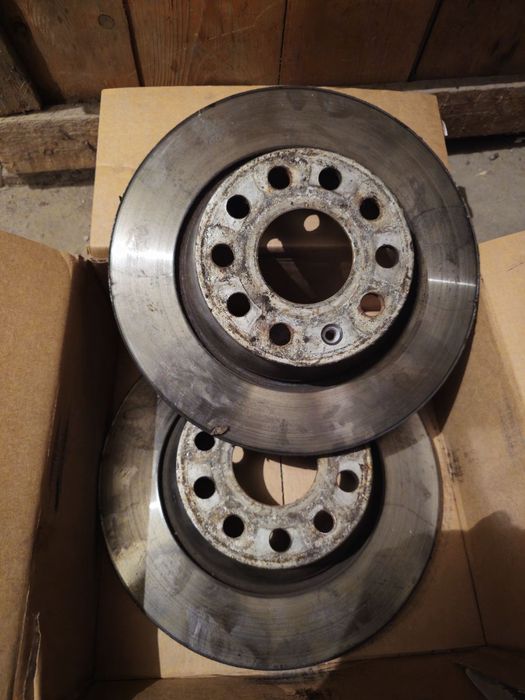 Предни и Задни спирачни дискове