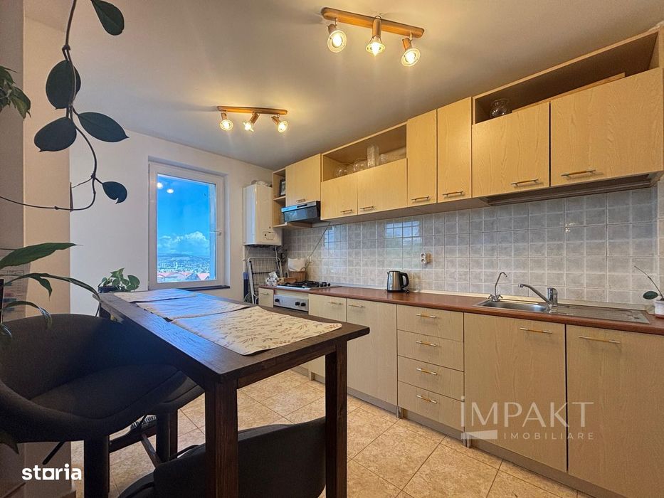 Apartament 3 camere - 5 minute de Piața Cipariu