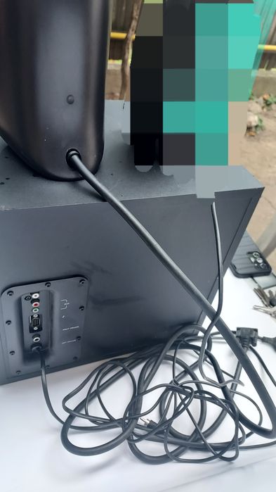 Subwoofer Z623 LOGI, pierdut un satelit