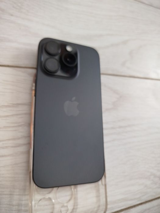 iPhone 15 pro 256гб