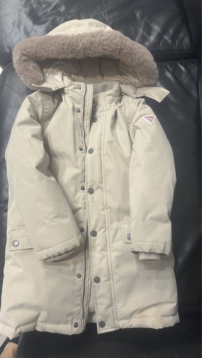 Зимна парка за момче Guess