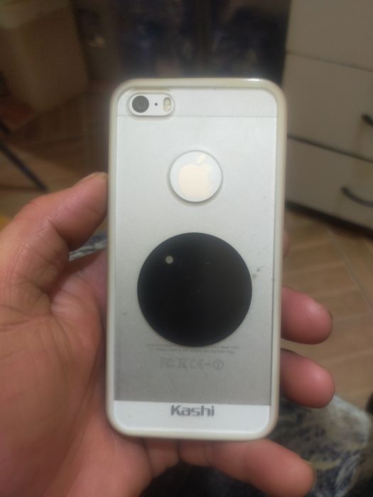 Продам  Айфон 5 s