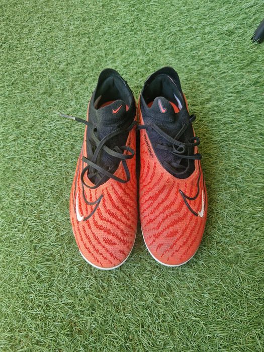 Ghete fotbal nike phantom  Gx 40
