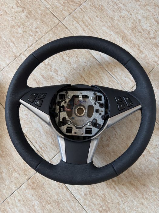 Волан за BMW е60 за кола със start/stop