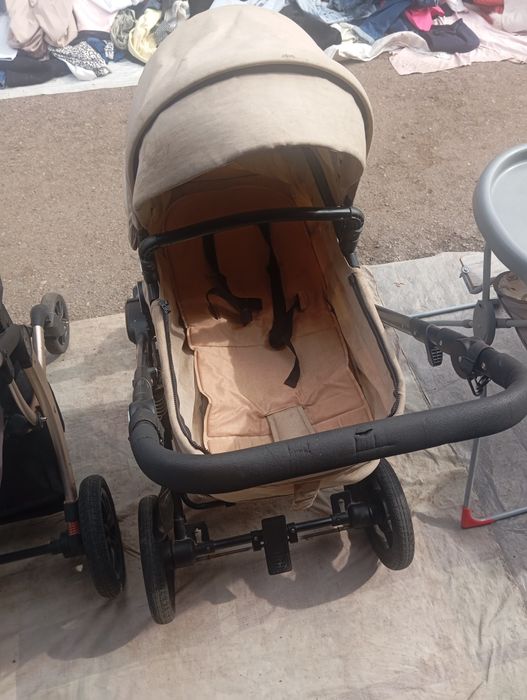 Продается детские коляски самокаты и велосипеды