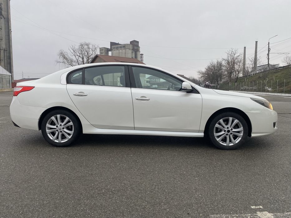 Renault Latitude * 2011 * 2.0 dCI * Euro 5