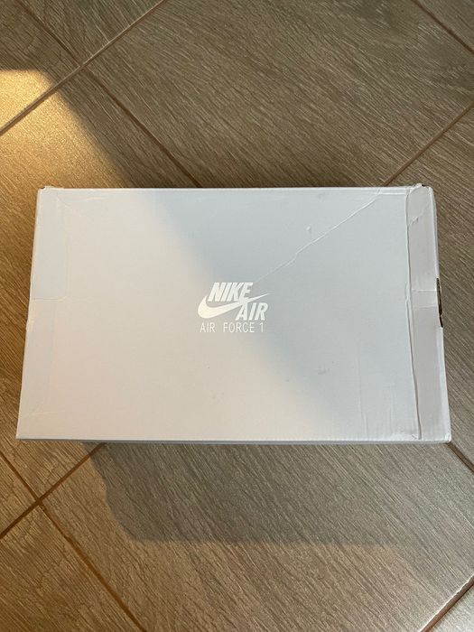 Чисто нови обувки Nike Air Max 90