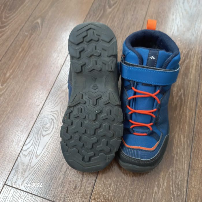 Детски боти от DECATHLON