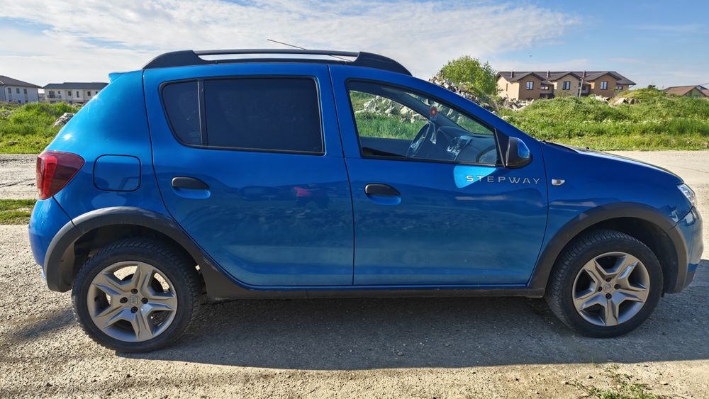 Vând Dacia Sandero