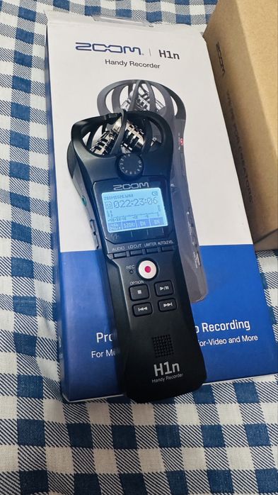 Продам Звукорекордер Zoom H1n