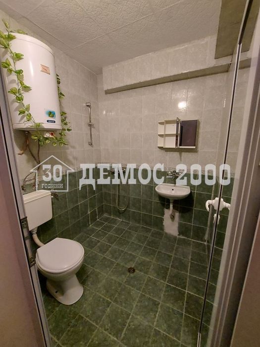 Дава се под наем Тристаен апартамент в Варна, Зимно кино Тракия - 60 кв.м за 357 € - Снимка #6