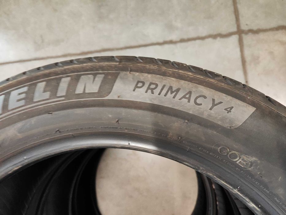 4бр.летни гуми 235/55/19 Michelin