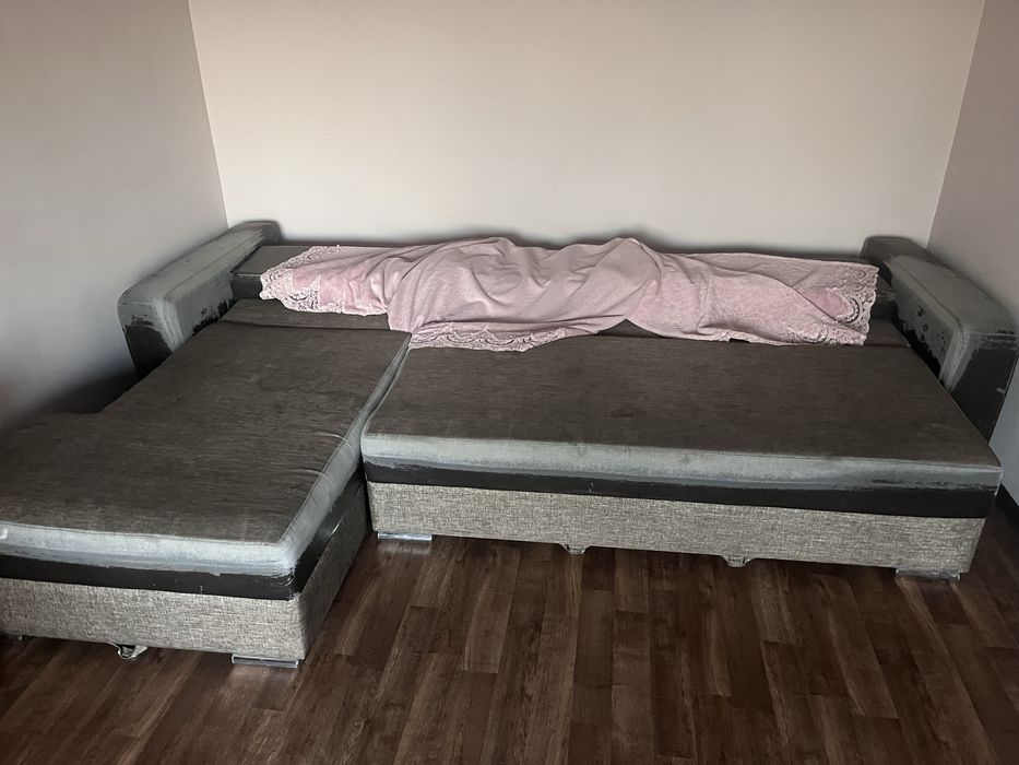Диван угловой даром