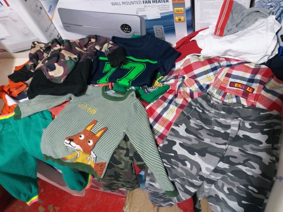 Lot 30 Articole  Haine Toamna  90-100 Baieti