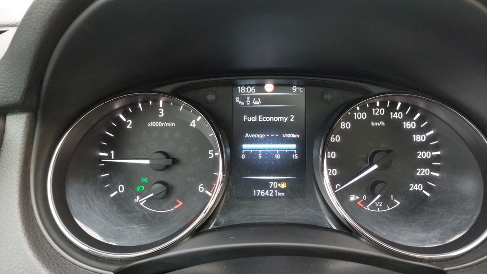 Nissan Qashqai 1,6 dci 175000 km !!!Euro 6,Tekna(fără adblu)