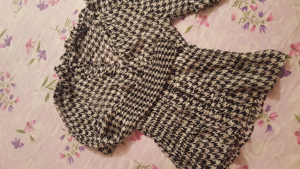 Елегантна дамска риза от Zara