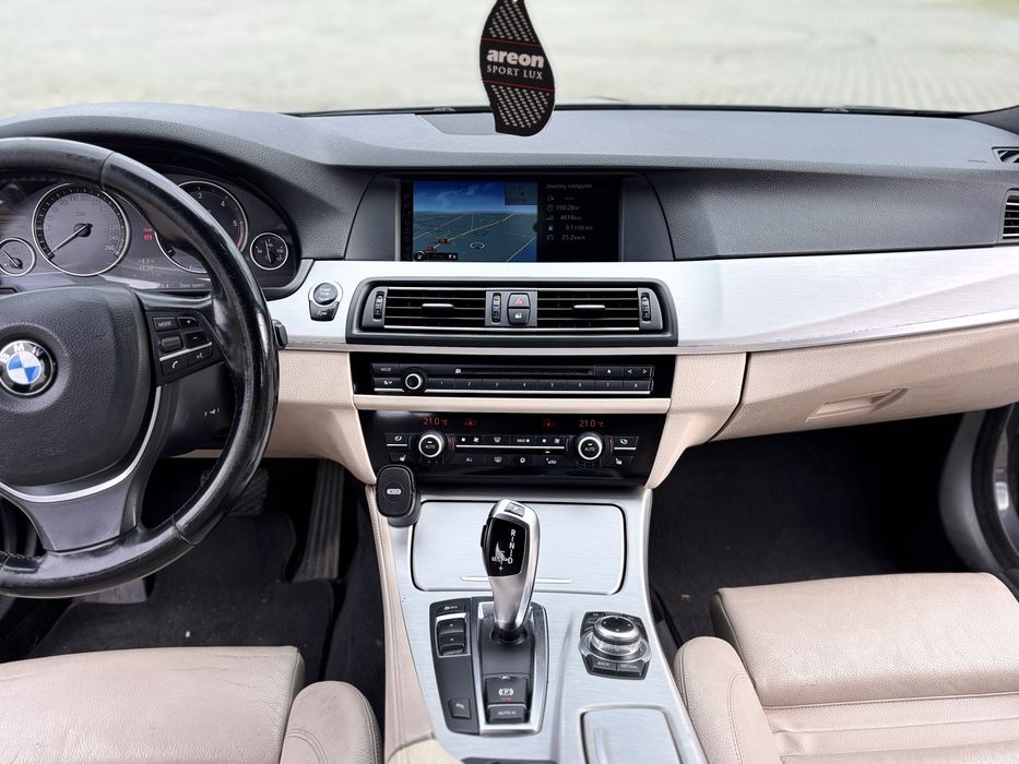 Se vinde bmw F11 525d biturbo 218cp