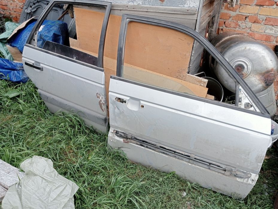 Двери на фолцфаген пассат Б3