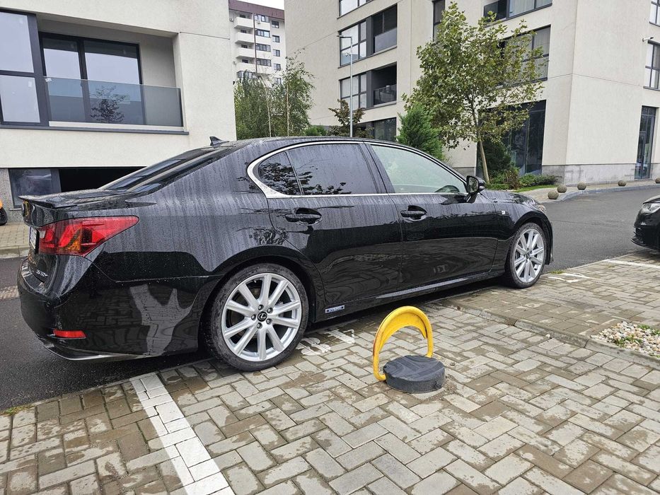 Lexus GS450h F-Sport 2013