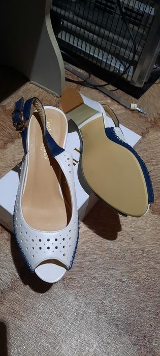 Басоножки , размер 35 .