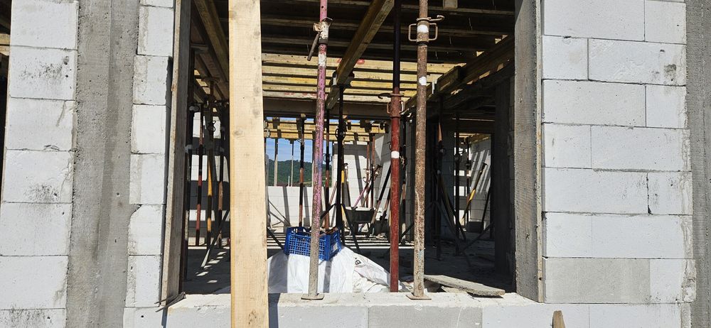 Popi metalici,cofraj