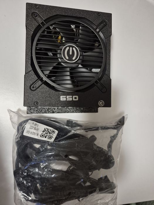 Nvidia GeForce GTX 1080 + Sursa EVGA  Supernova 650G+