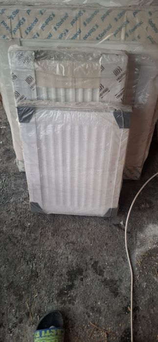 Calorifere noi  de vânzare