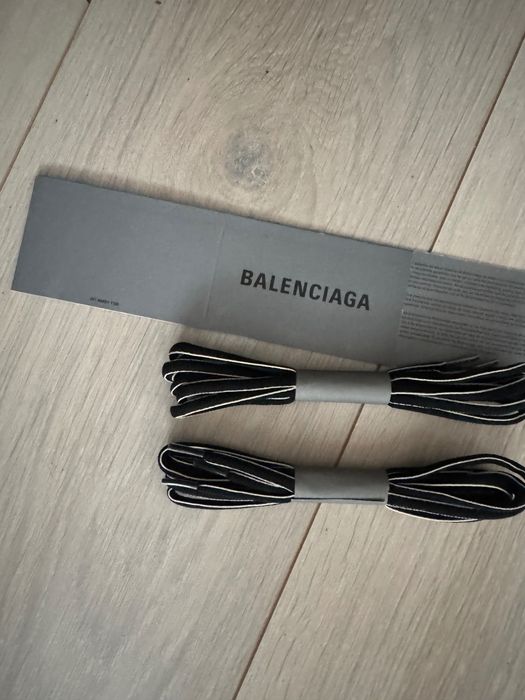 Balenciaga track