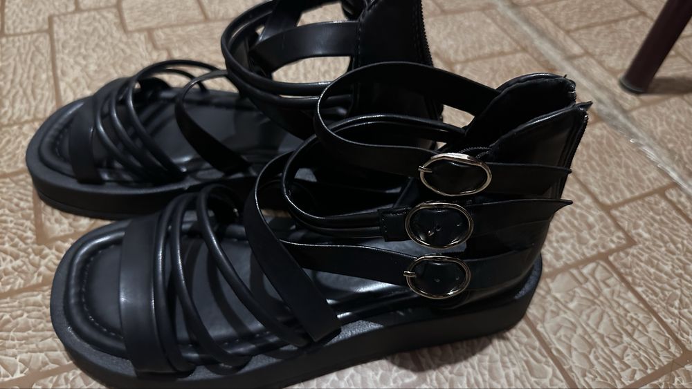 Босоножка женская обувь