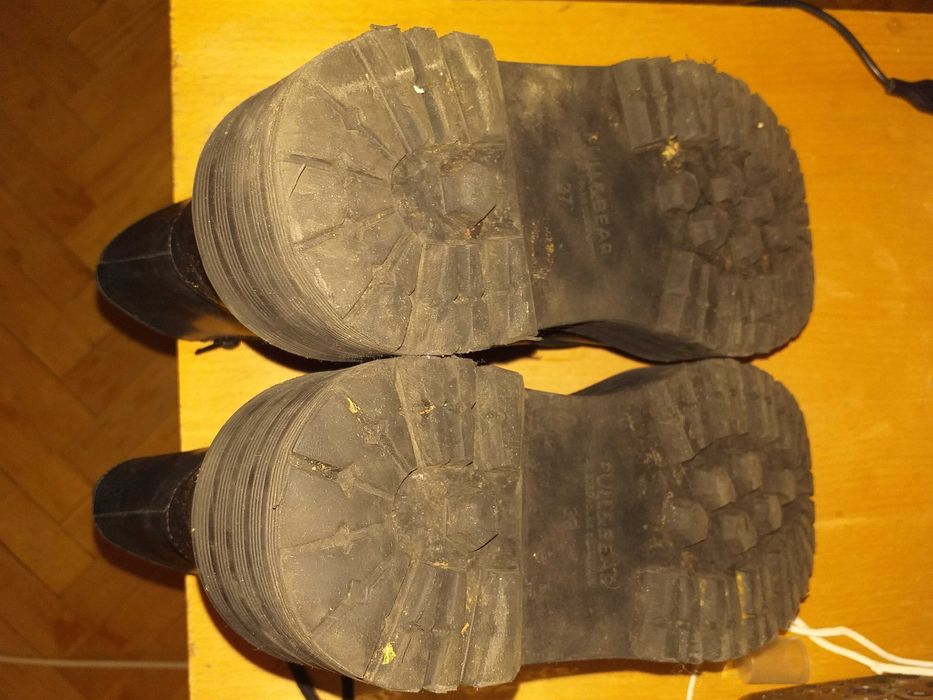 Къси ботуши с връзки