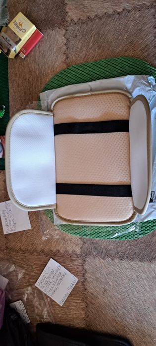 Автомобильный подлокотник