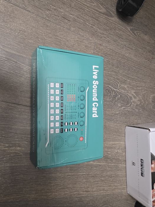 Микрофон със саунд карта нови