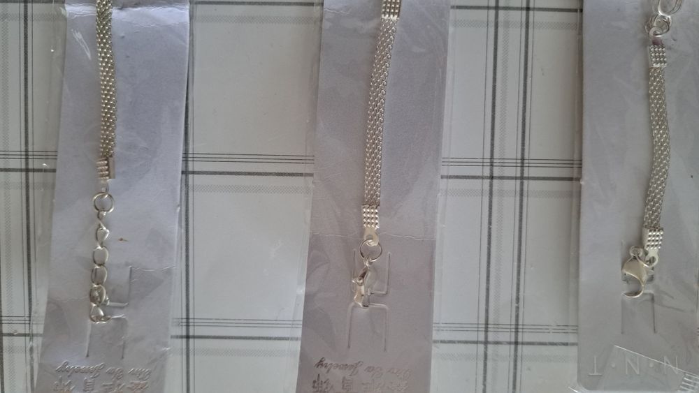 Гривни за ръка посребрени