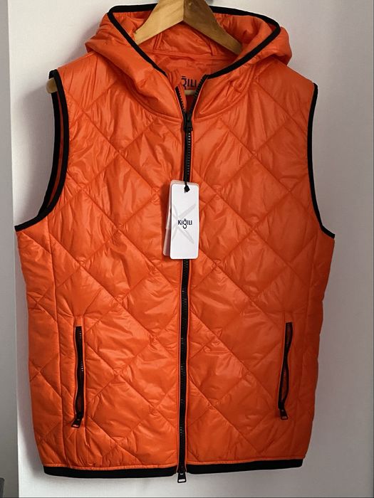 Мъжки елек в страхотен цвят