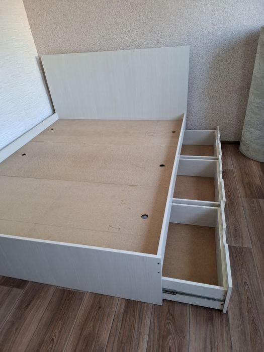 Продам  кровать б/у