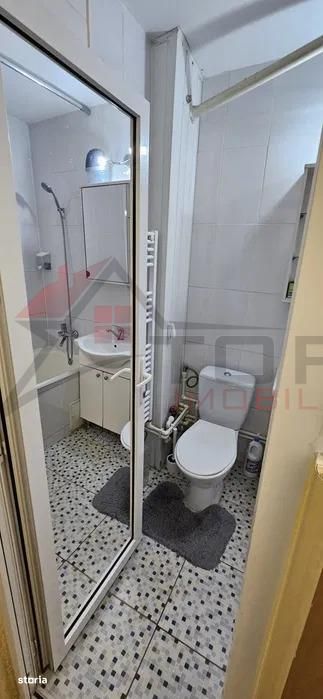 Apartament cu 1 camera decomandat, etajul 1 - Canta