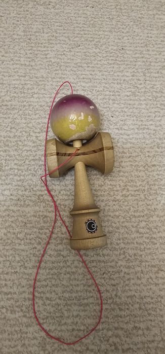 Vand Kendama Okendama Pink Splice Neo Glaze semnata de Marcus Sava