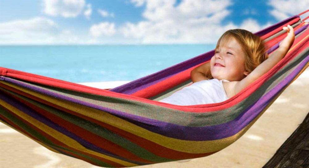 Голям цветен хамак с красиви и цветни шарки/ Размер: 190 х 80 см; /