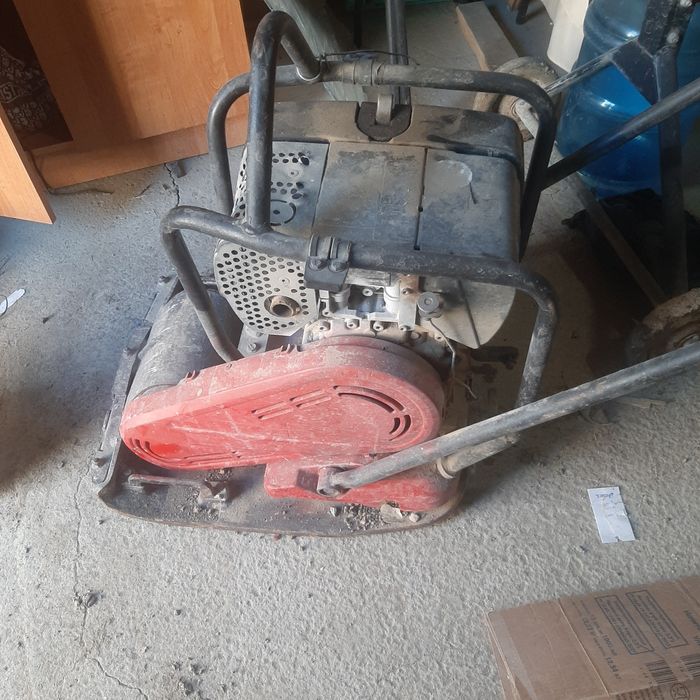 Трамбопка. Виброплита