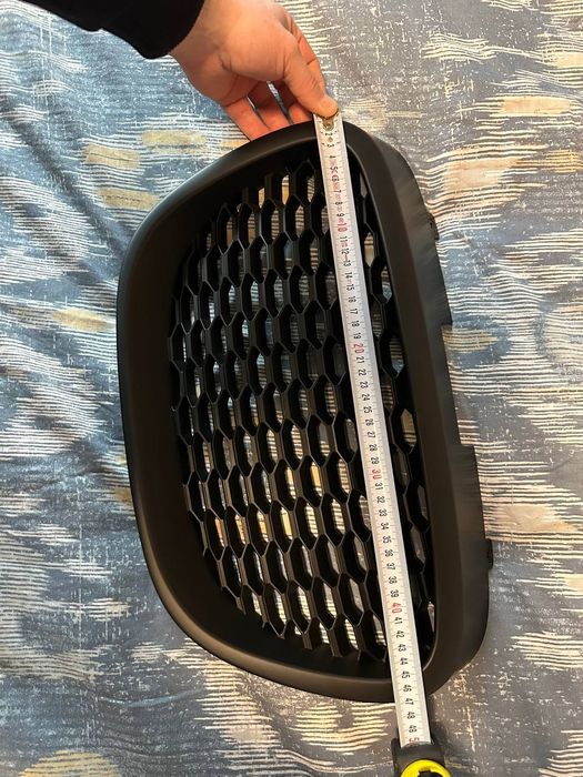 Решетка (пита) за сеат леон 2006 - 2010г