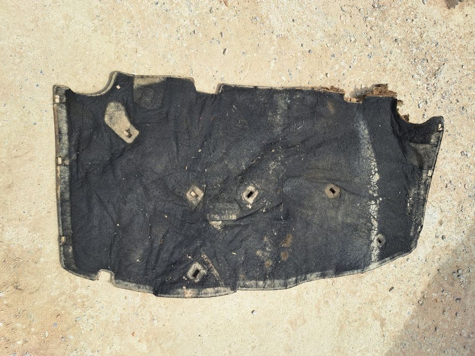 Утеплитель, обесшумка под капот гольф 3