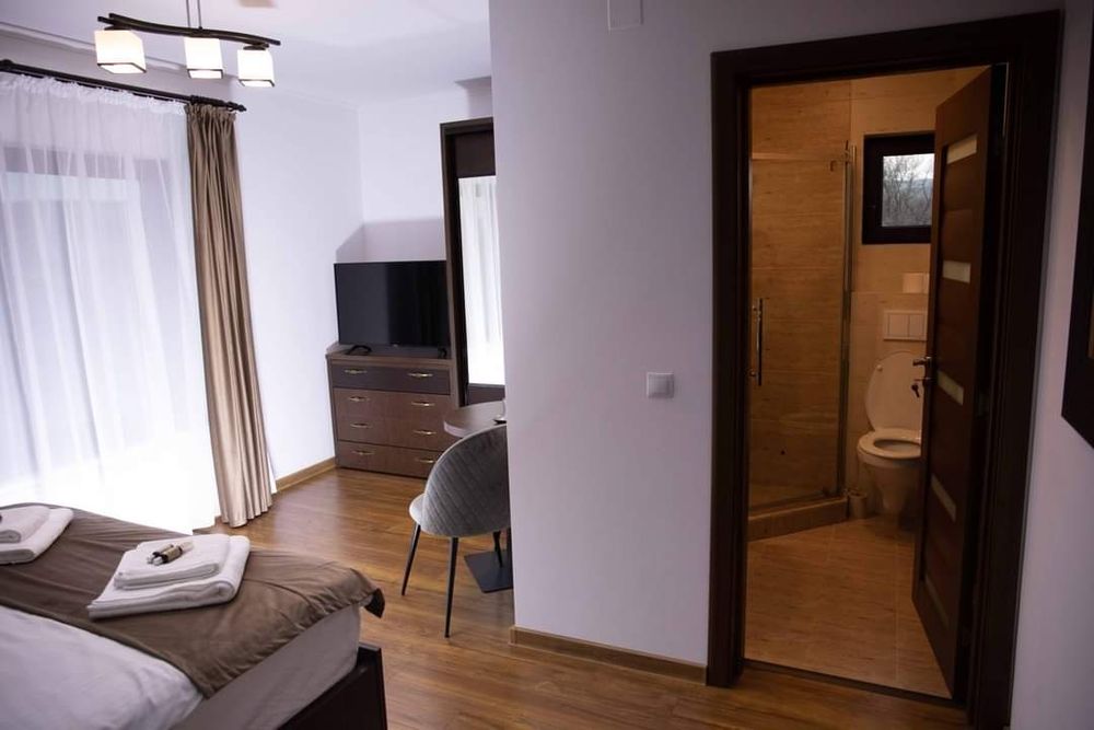 Pensiune / cabană cu ciubăr de închiriat