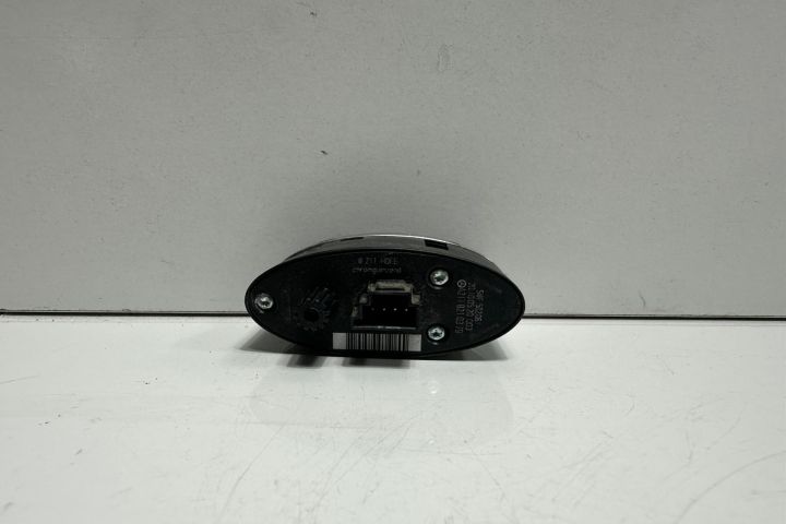 Buton deschidere haion A2118210379 Mercedes-Benz E-Class W211/S211