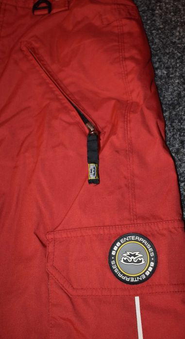 Долница за ски и сноуборд марка 686